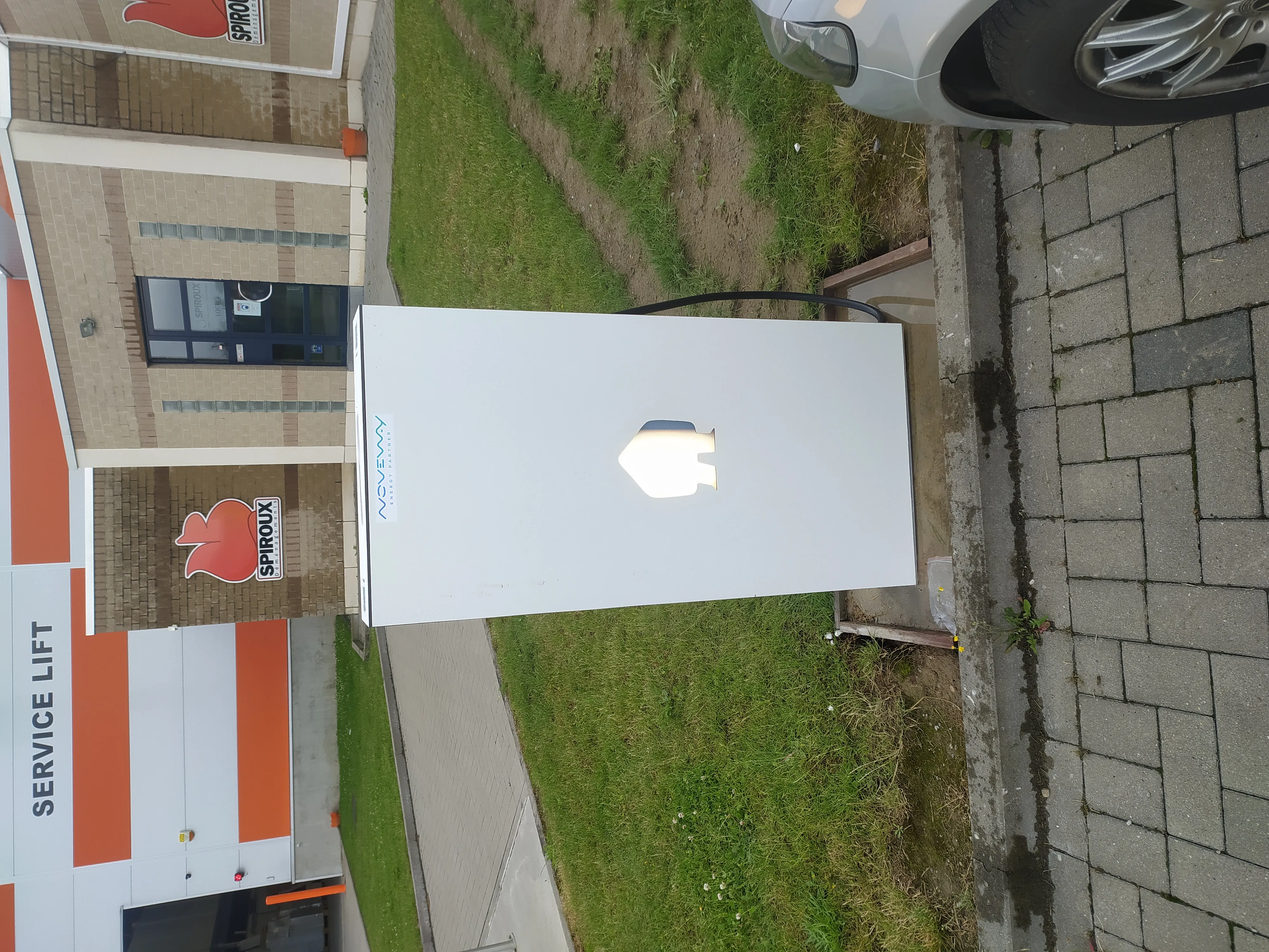 Borne de recharge – Réalisation sur site